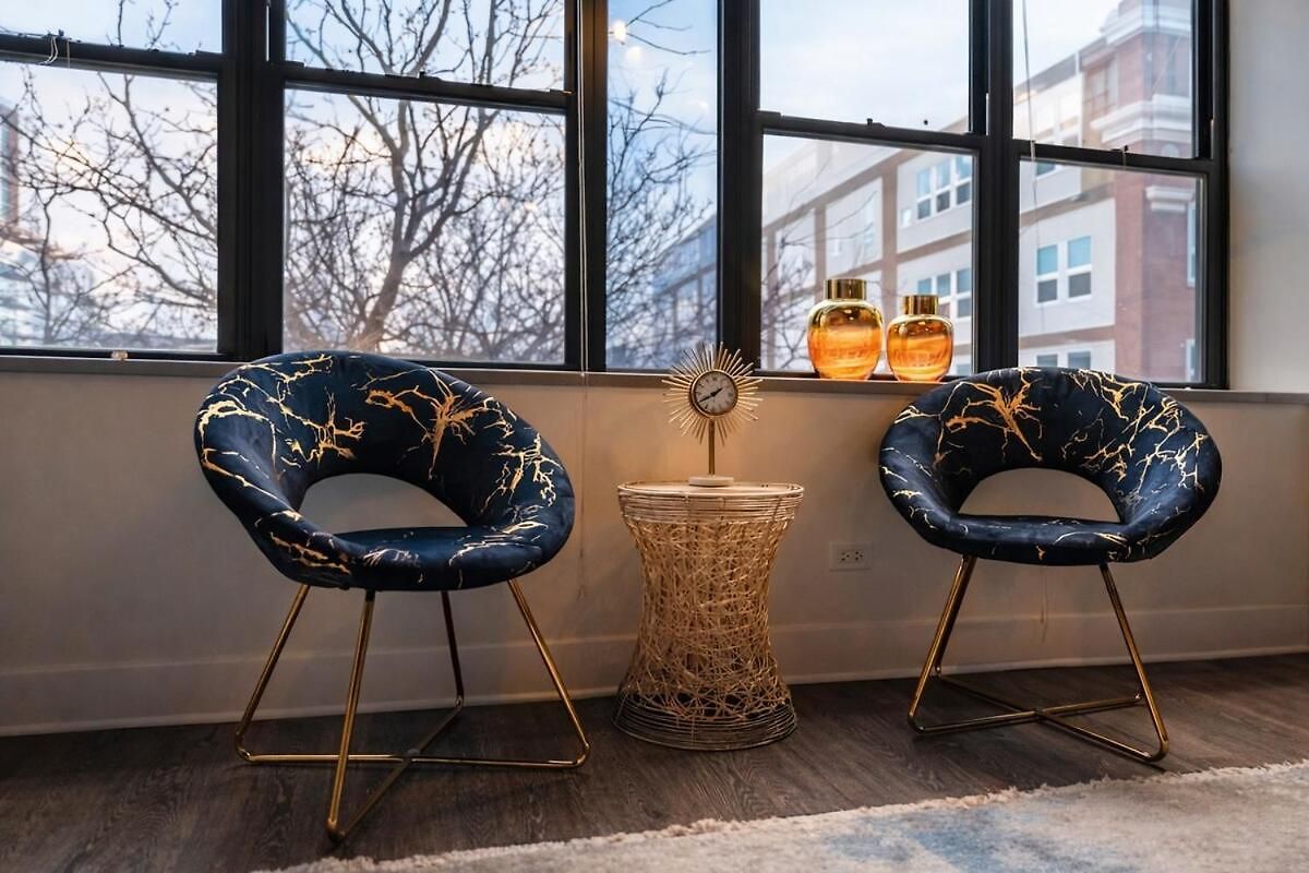 Mccormick Place Family Haven: Spacious 3br-2ba For 8