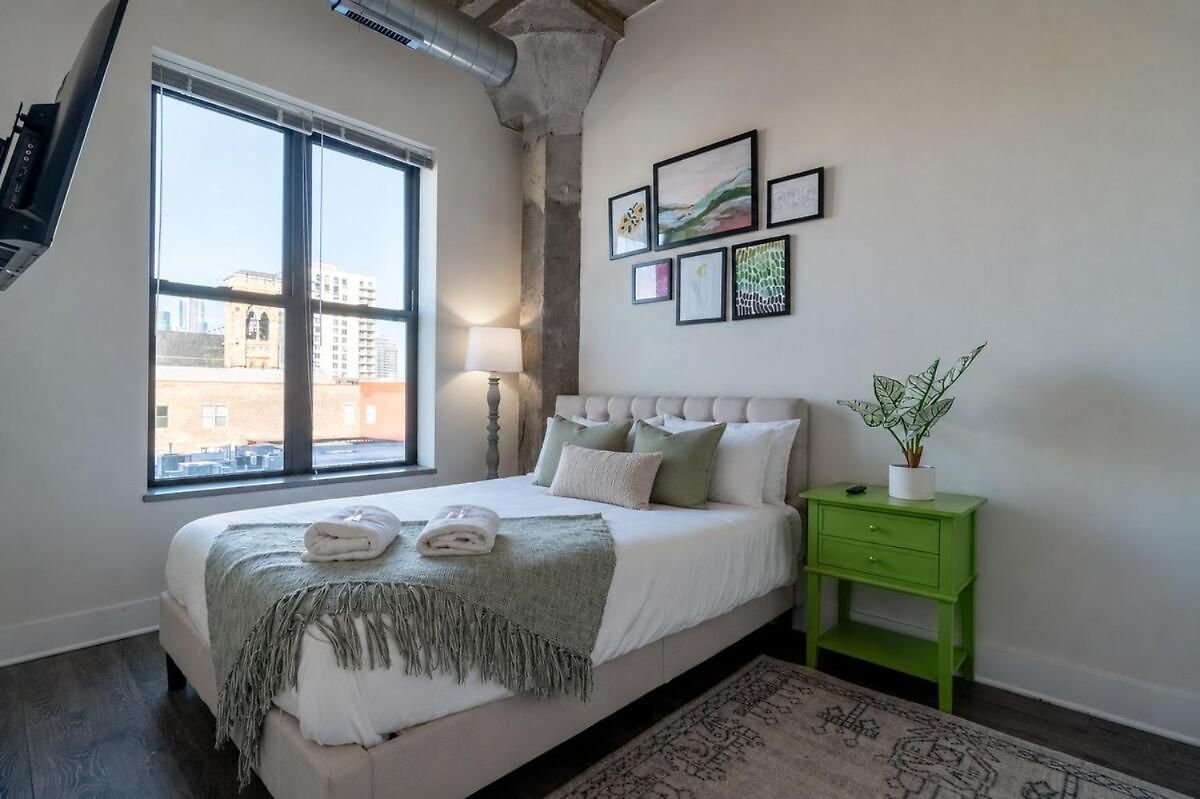 South Loop 2br Retreat With Skyline View And Optional Parking For 8 Guests Near Mccormick Place And Soldier Field * Chicago