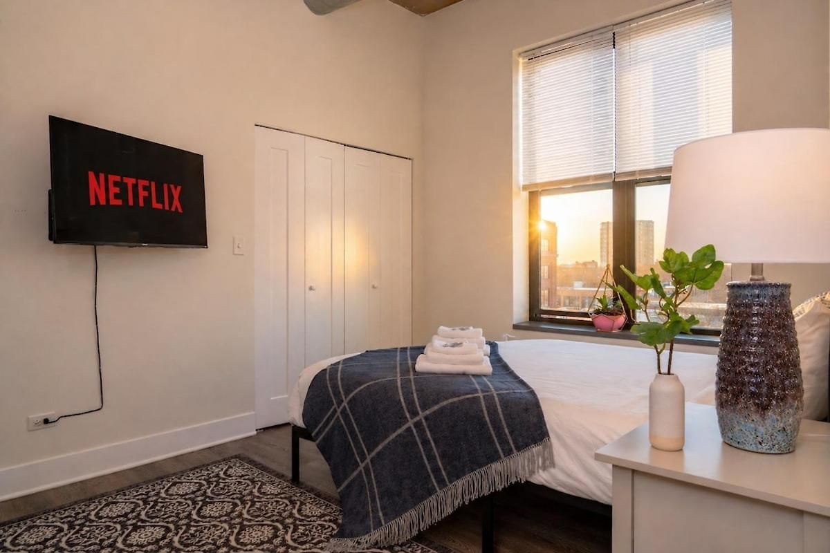 Mccormick Place Spacious 3br Family Heaven With Optional Parking Sleeps 10 Guests Near Soldier Field And Field Museum * Chicago