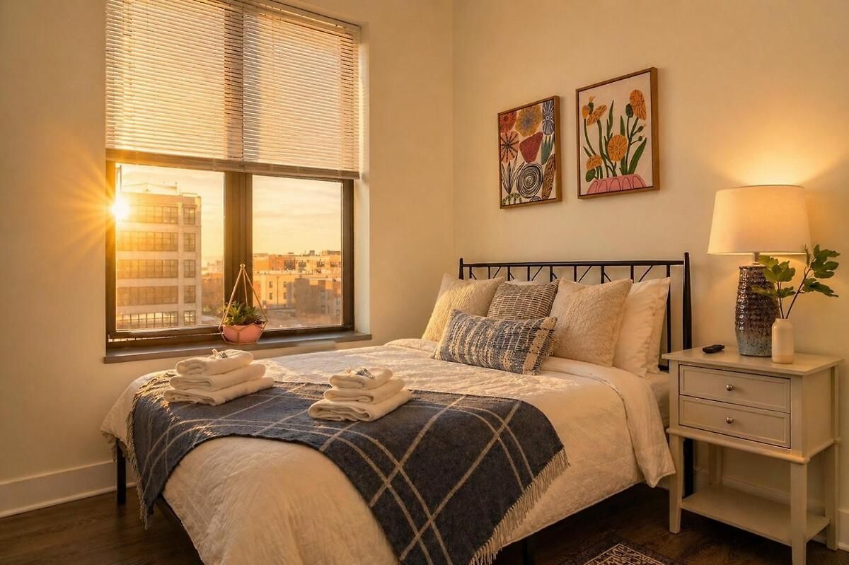 Apartment Mccormick Place Spacious 3br Family Heaven With Optional Parking Sleeps 10 Guests Near Soldier Field And Field Museum Chicago