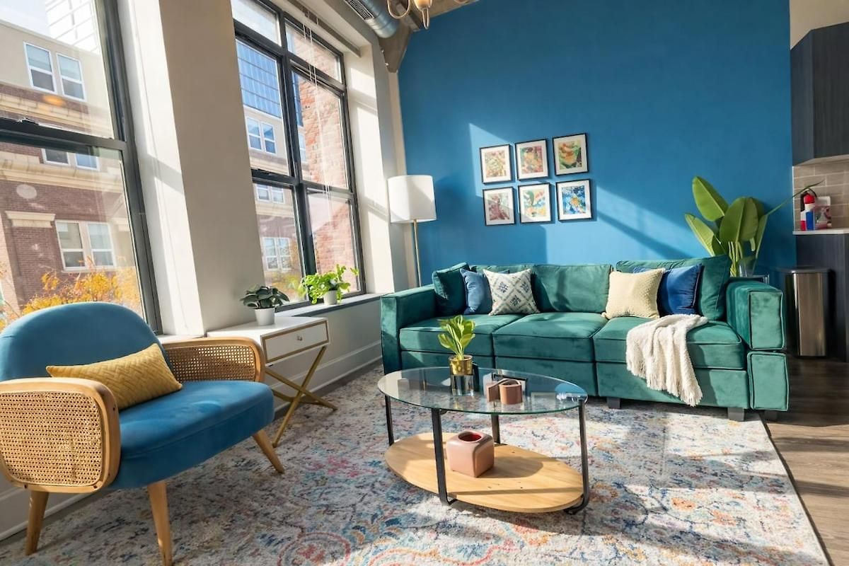 Mccormick Place Beautiful 2br With Optional Parking Sleeps Up To 8 Near Soldier Field, Grant Park And Lakefront Trail Apartment