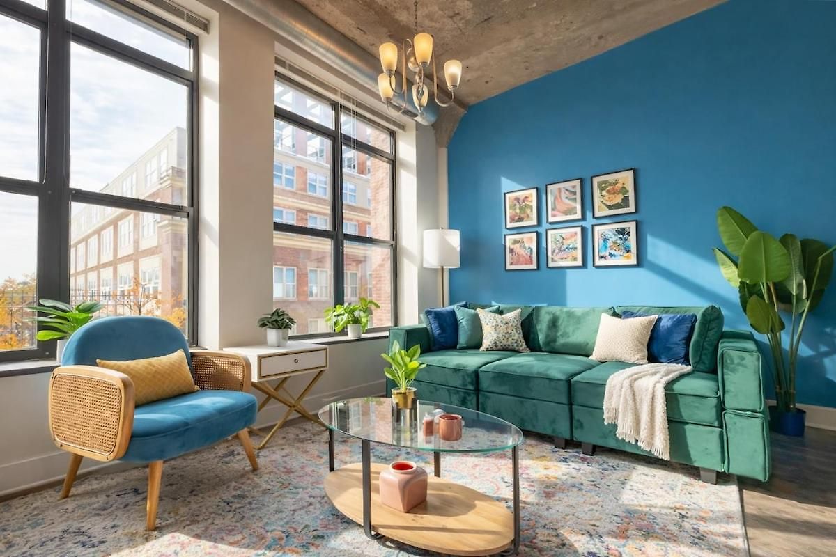 Apartment Mccormick Place Beautiful 2br With Optional Parking Sleeps Up To 8 Near Soldier Field, Grant Park And Lakefront Trail *