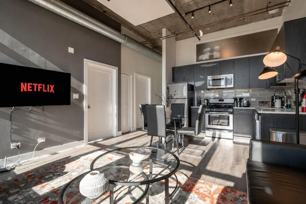 Mccormick Place Amazing 2br With View And Optional Parking For Up To 8 Guests Near Soldier Field And Lakefront Trail * Chicago