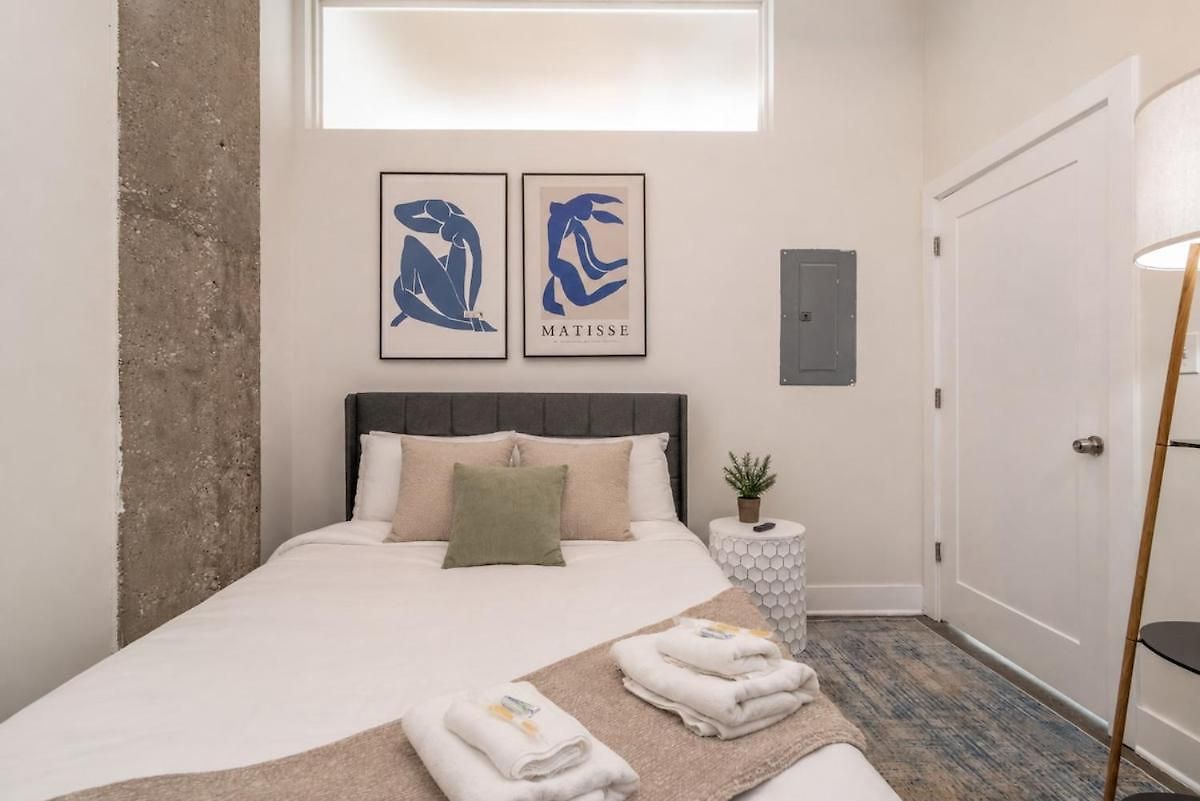 Apartment Mccormick Place Amazing 2br With View And Optional Parking For Up To 8 Guests Near Soldier Field And Lakefront Trail *