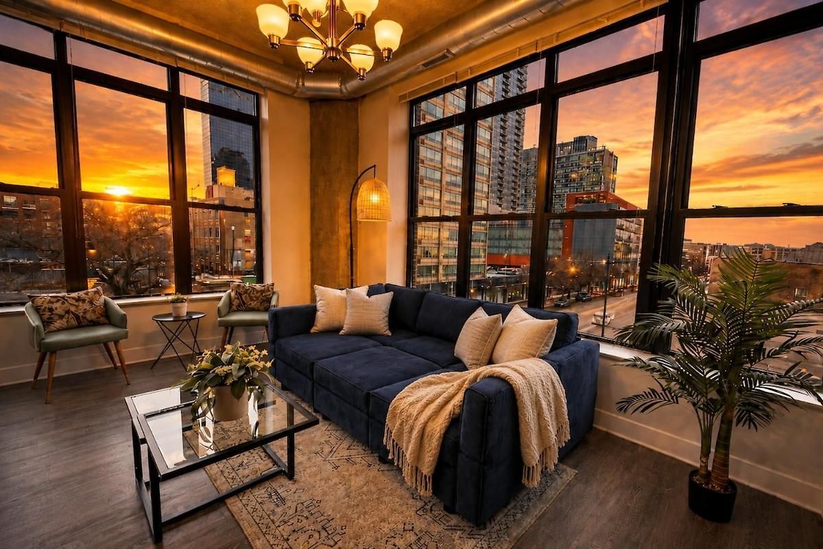Mccormick Place Stylish Corner With Optional Parking And Gym Access Sleep 6 In South Loop * Chicago