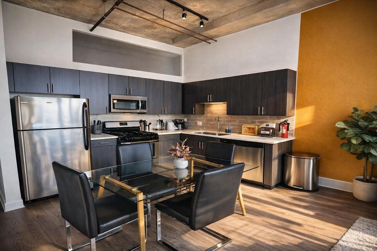 Family Friendly 2br South Loop With Optional Parking And Gym Access Sleeps Up To 8 Near Mccormick Place And Soldier Field Chicago