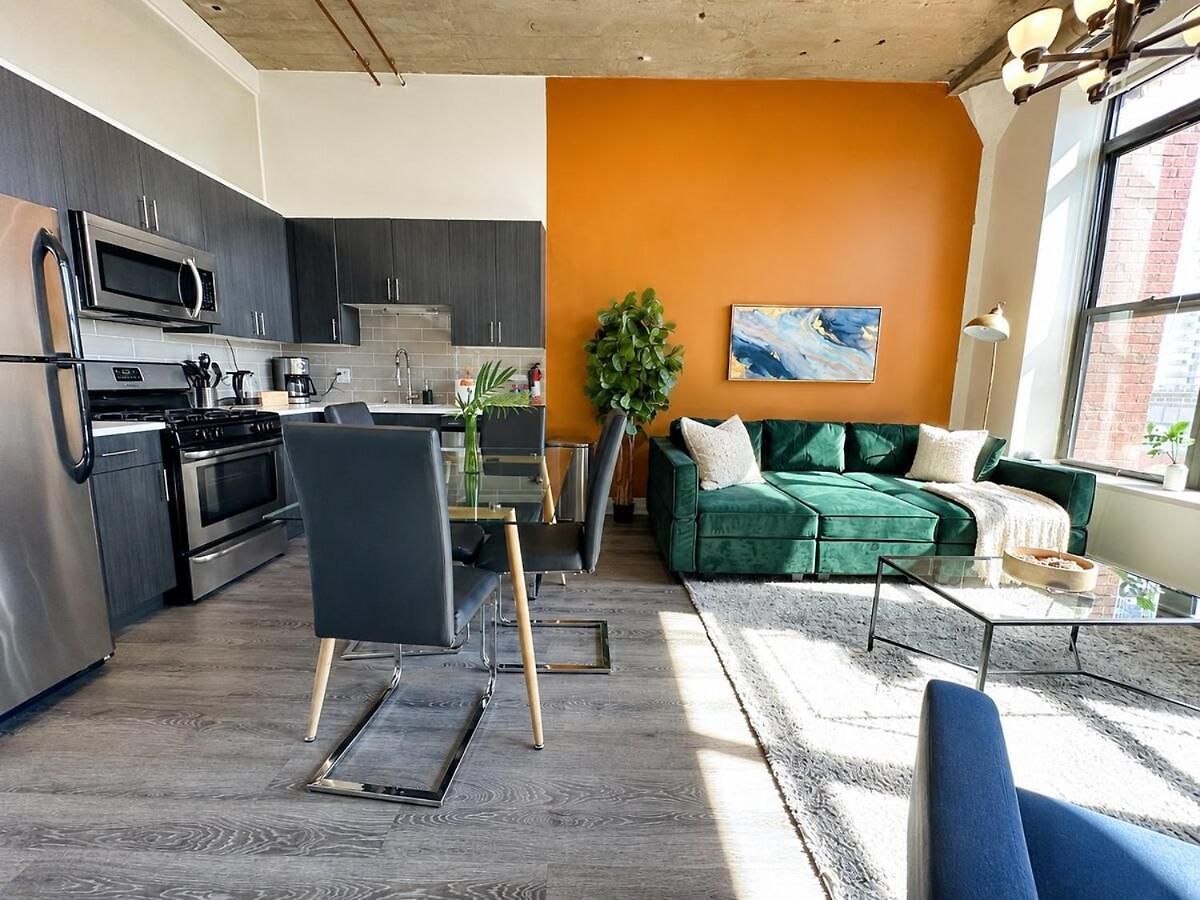 Family Friendly 2br South Loop With Optional Parking And Gym Access Sleeps Up To 8 Near Mccormick Place And Soldier Field *