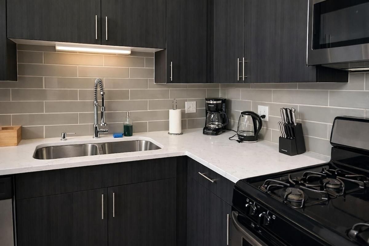 Convenient 2br In Prime Location With Gym Access & Optional Parking Near Mccormick Place And Soldier Field * Chicago