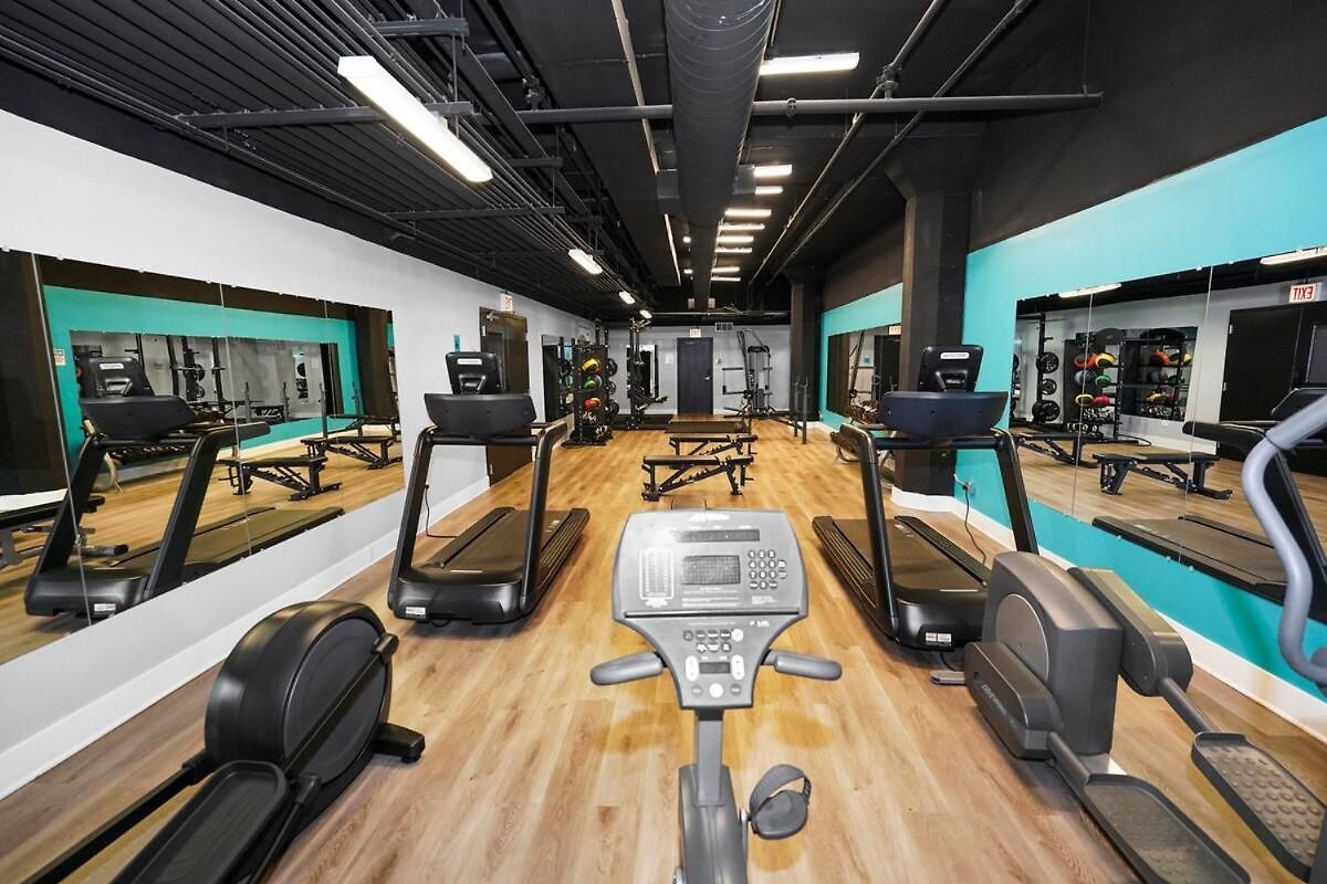 Convenient 2br In Prime Location With Gym Access & Optional Parking Near Mccormick Place And Soldier Field Chicago