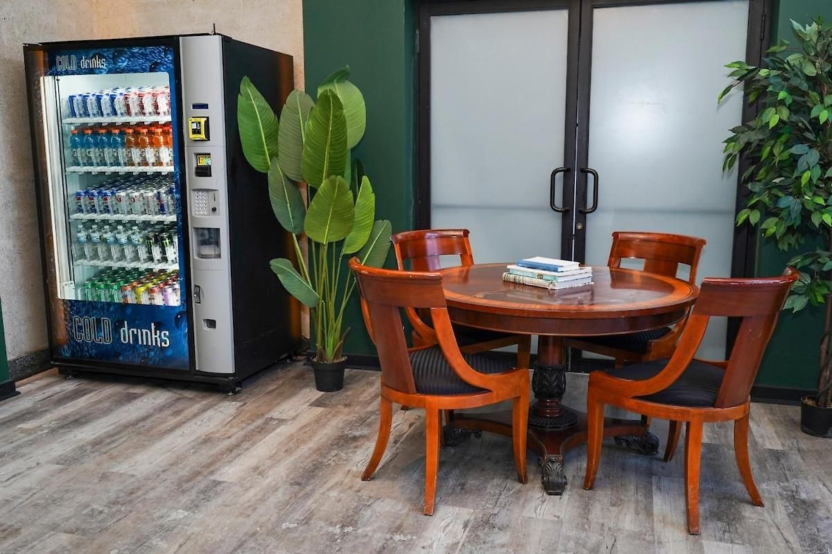 Apartment Convenient 2br In Prime Location With Gym Access & Optional Parking Near Mccormick Place And Soldier Field Chicago