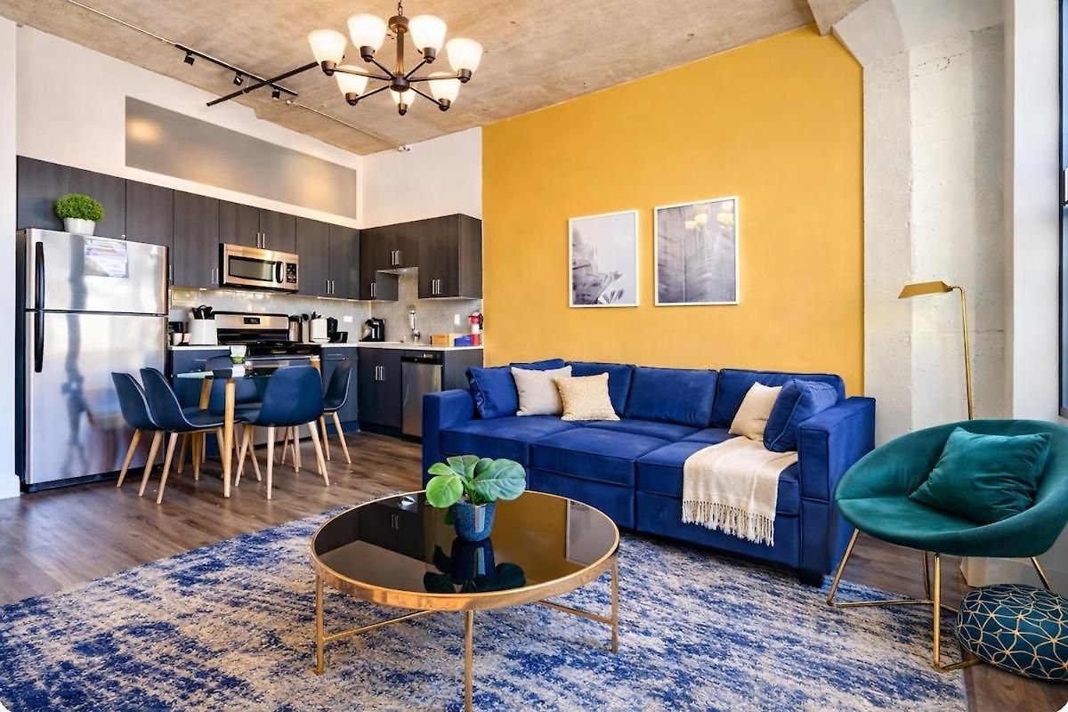 South Loop 2br Getaway With Smart Tvs & Optional Parking Near Mccormick Place, Museum Campus & Downtown