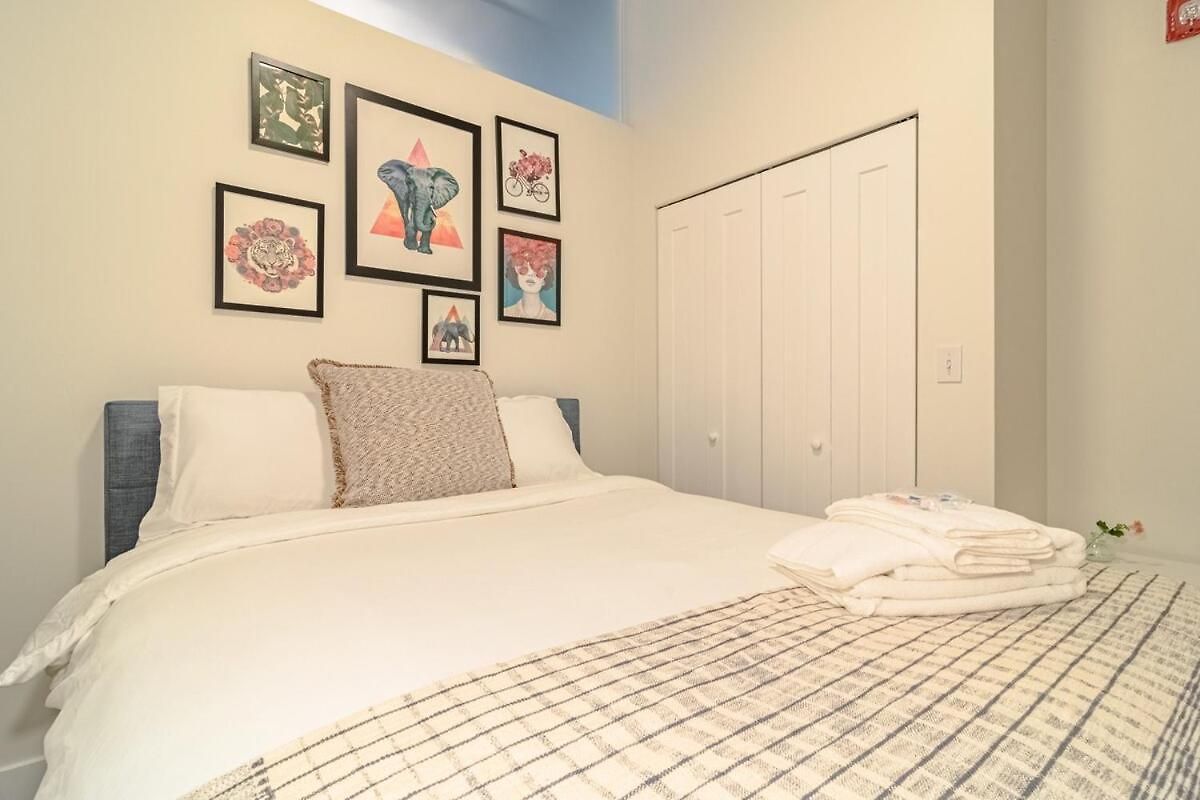 Apartment Cozy 2br South Loop With Optional Parking And Gym Near Mccormick Place, Public Transit & Hotspots Chicago