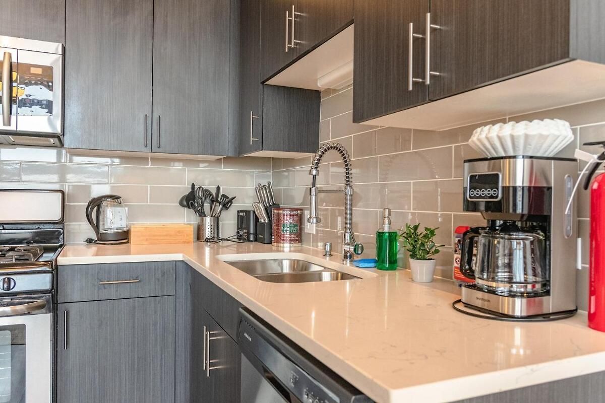 Cozy 2br South Loop With Optional Parking And Gym Near Mccormick Place, Public Transit & Hotspots Chicago