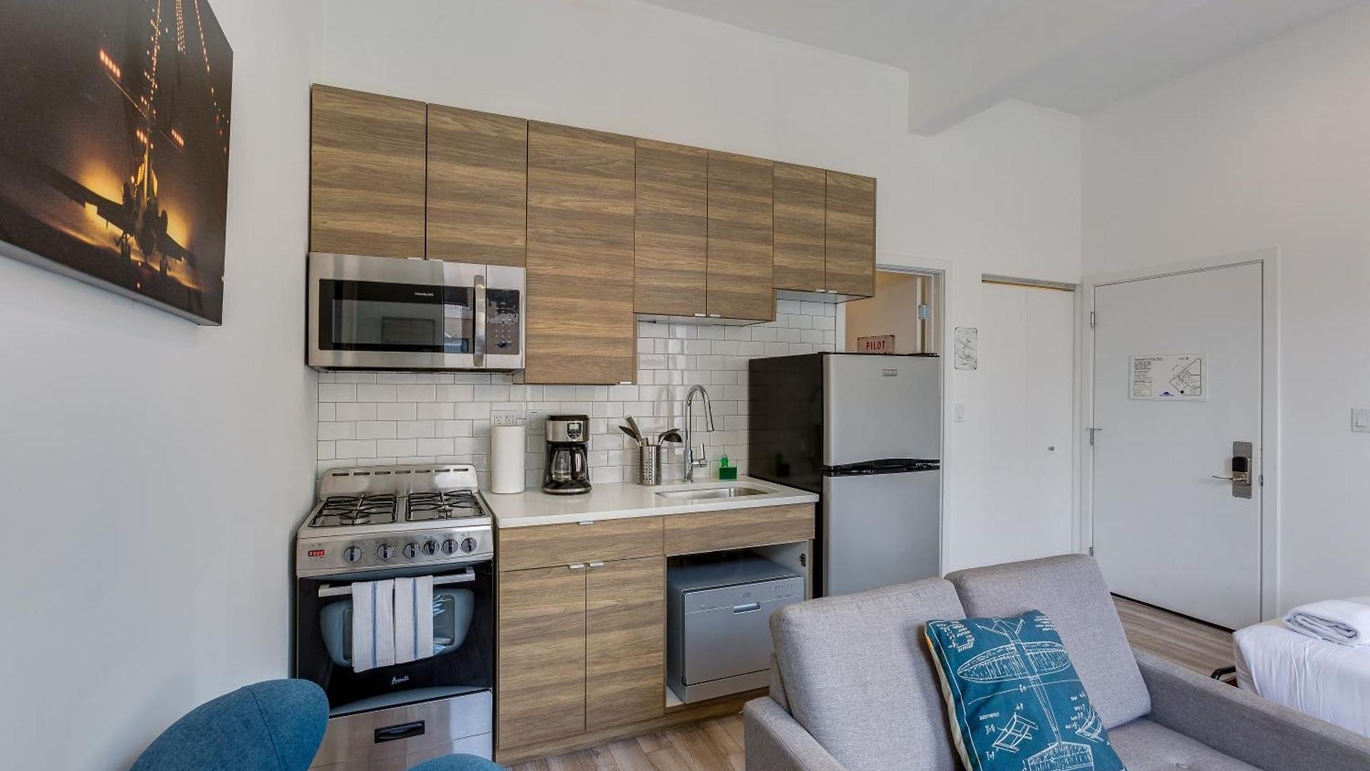 Ground Floor In By 747 Lofts Chicago