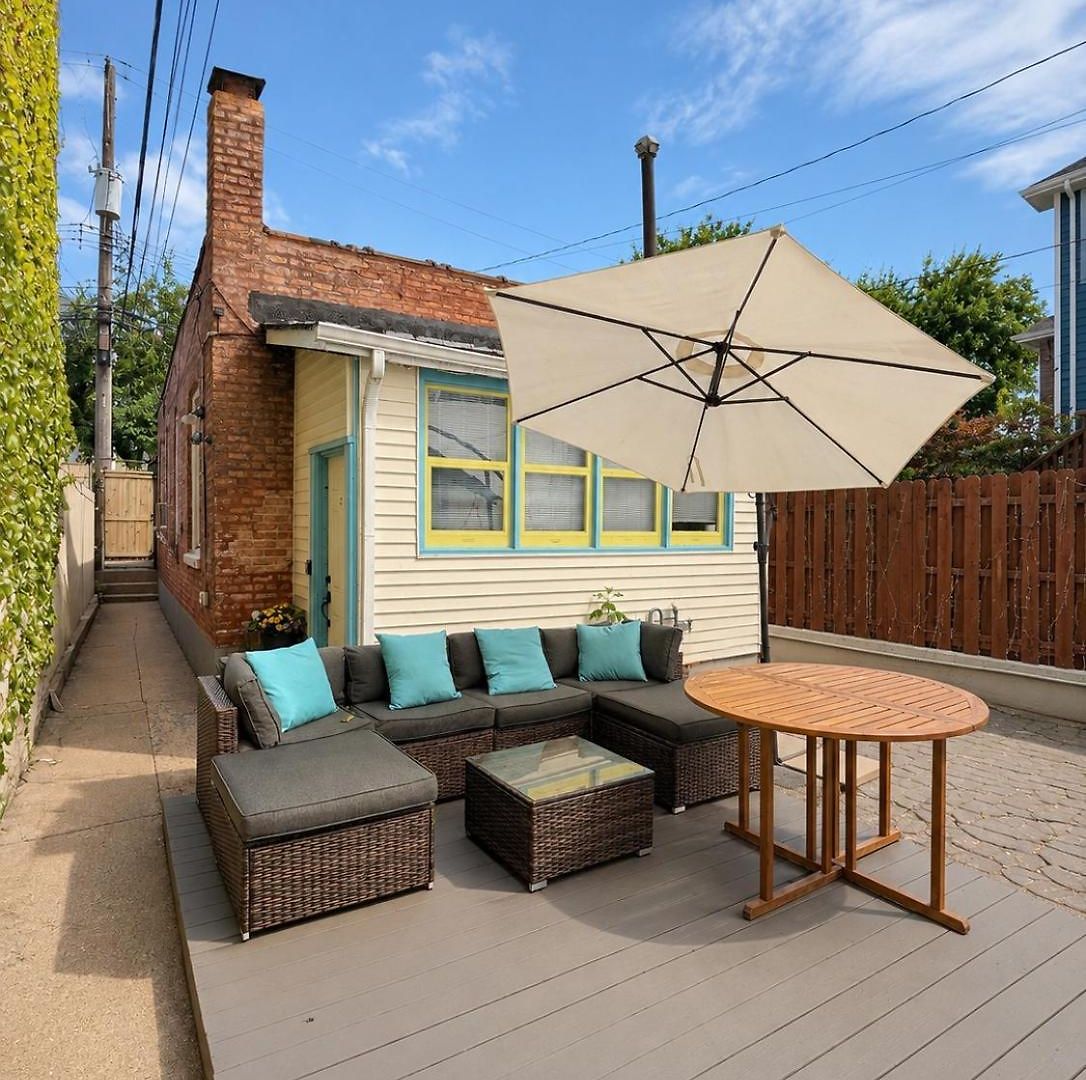 Logan Square Coach House Guest house 4*