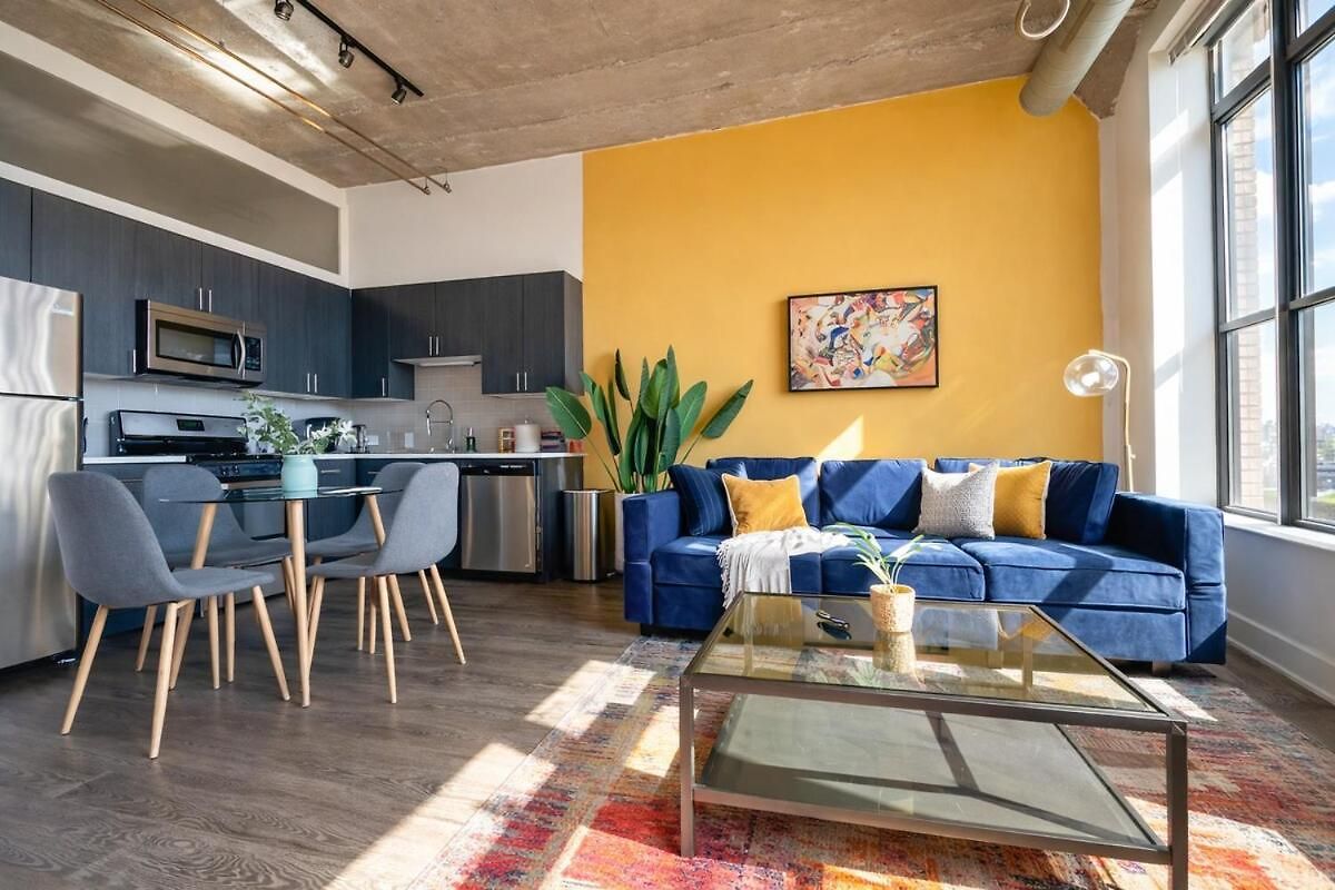 Mccormick 2br-2ba For 8 Guests With Optional Parking & Gym *