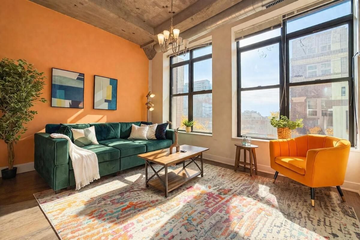Apartment 2br Retreat With Optional Parking And Gym Access Near Mccormick Place And Soldier Field
