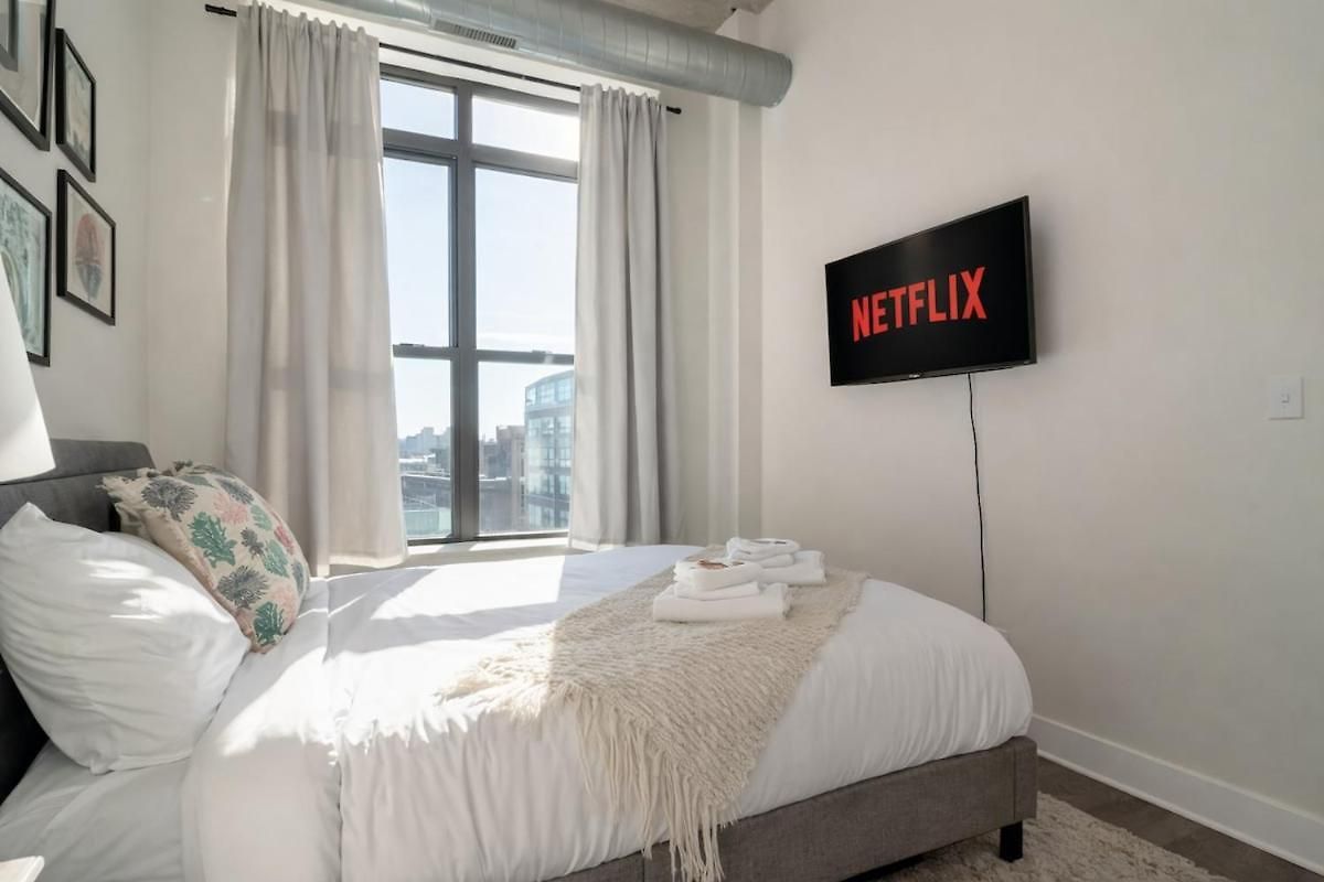 Downtown 2br Getaway South Loop Comfort Near Mccormick Place, Soldier Field And Grant Park *