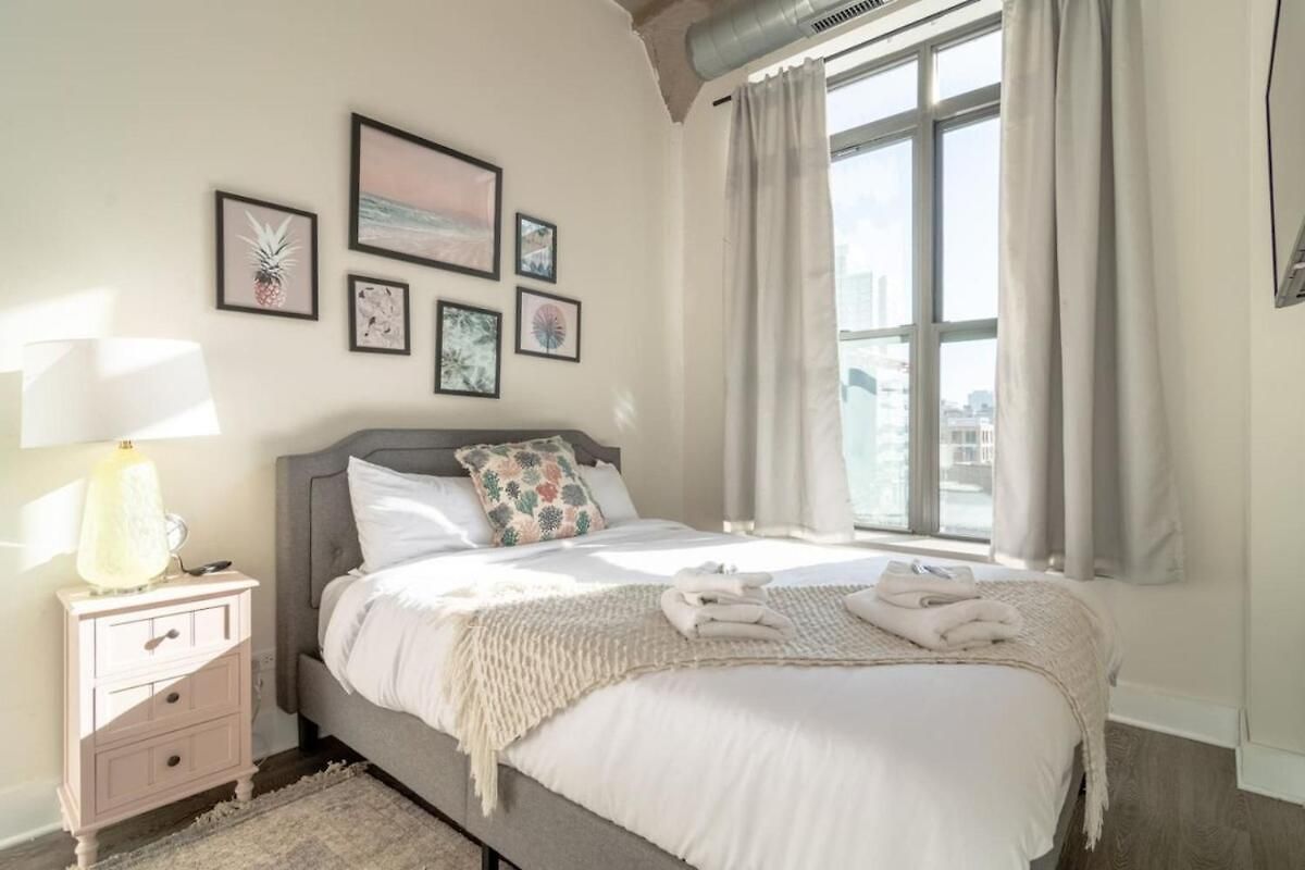 Apartment Downtown 2br Getaway South Loop Comfort Near Mccormick Place, Soldier Field And Grant Park