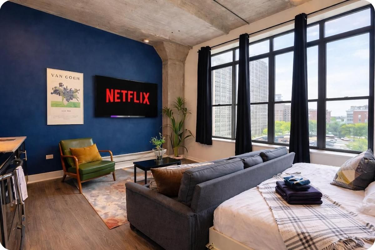 Elegant South Loop With Optional Parking And Gym Access Walk To Mccormick Place & Field Museum *