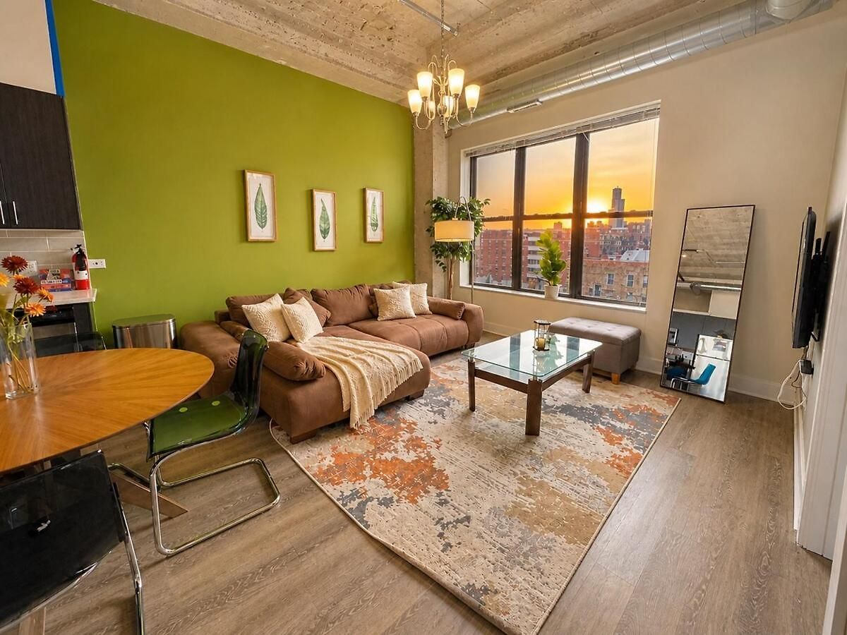 Family-friendly 3br Near Mccormick Place, Soldier Field & Shedd Aquarium, A Prime South Loop Spot Apartment *