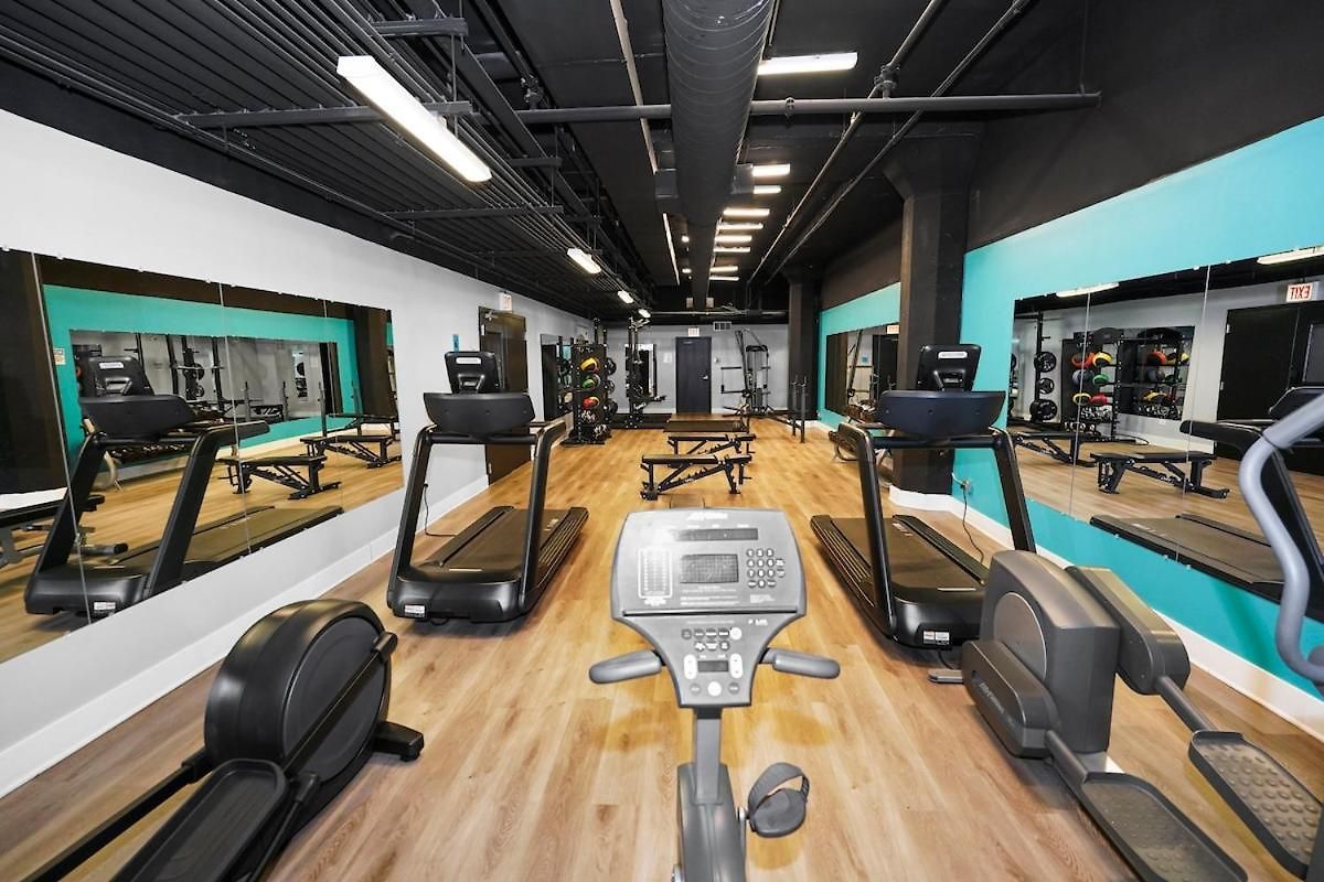 Walkable 2br In South Loop With Optional Parking And Gym Access Near Mccormick Place, Museum Campus & Lakefront Chicago