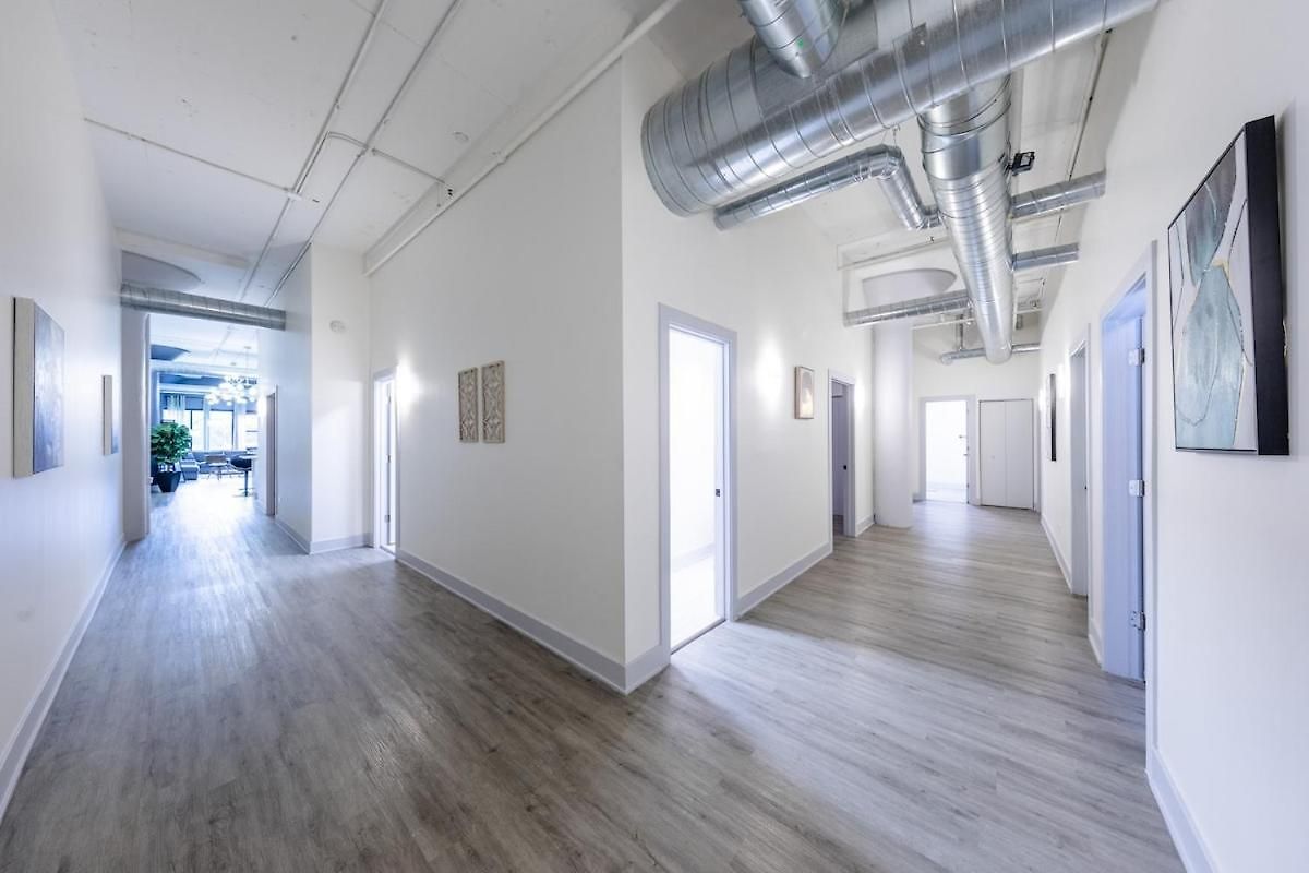 Apartment Group-friendly 6br Luxury In Prime South Loop Location With Optional Parking And Gym Access Near Mccormick Place, Soldier Field And Grant Park *