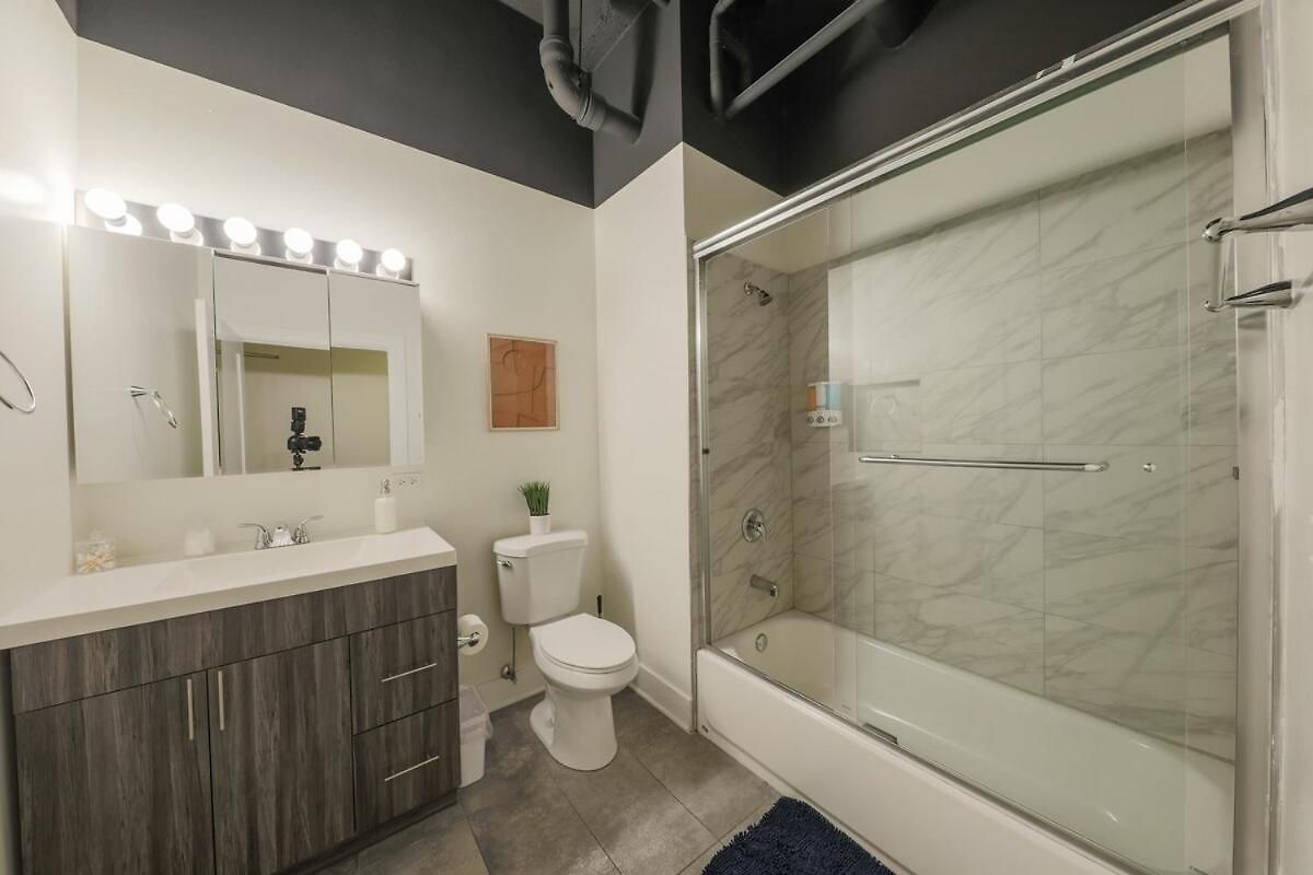 Apartment Spacious 2br South Loop With Skyline View, Optional Parking And Gym Access Close To Mccormick Place, Grant Park, Museum Campus & Cta Lines Chicago