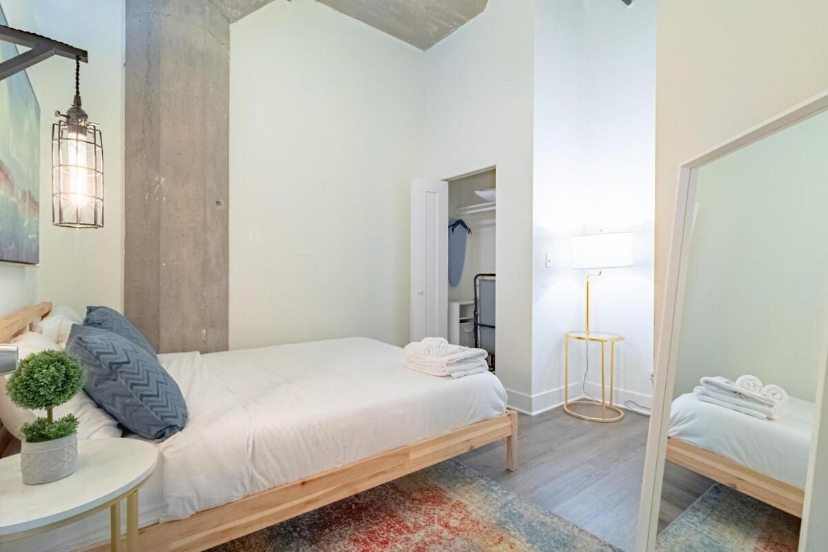 Apartment Stylish 2br With Optional Parking & Gym Access Near Lakefront, Shedd Aquarium And Mccormick Center