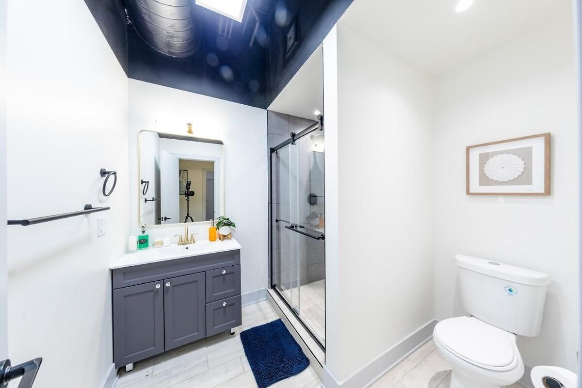 Group-friendly 6br Luxury In Prime South Loop Location With Optional Parking And Gym Access Near Mccormick Place, Soldier Field And Grant Park Apartment *
