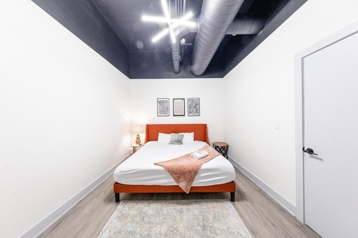 Group-friendly 6br Luxury In Prime South Loop Location With Optional Parking And Gym Access Near Mccormick Place, Soldier Field And Grant Park Apartment