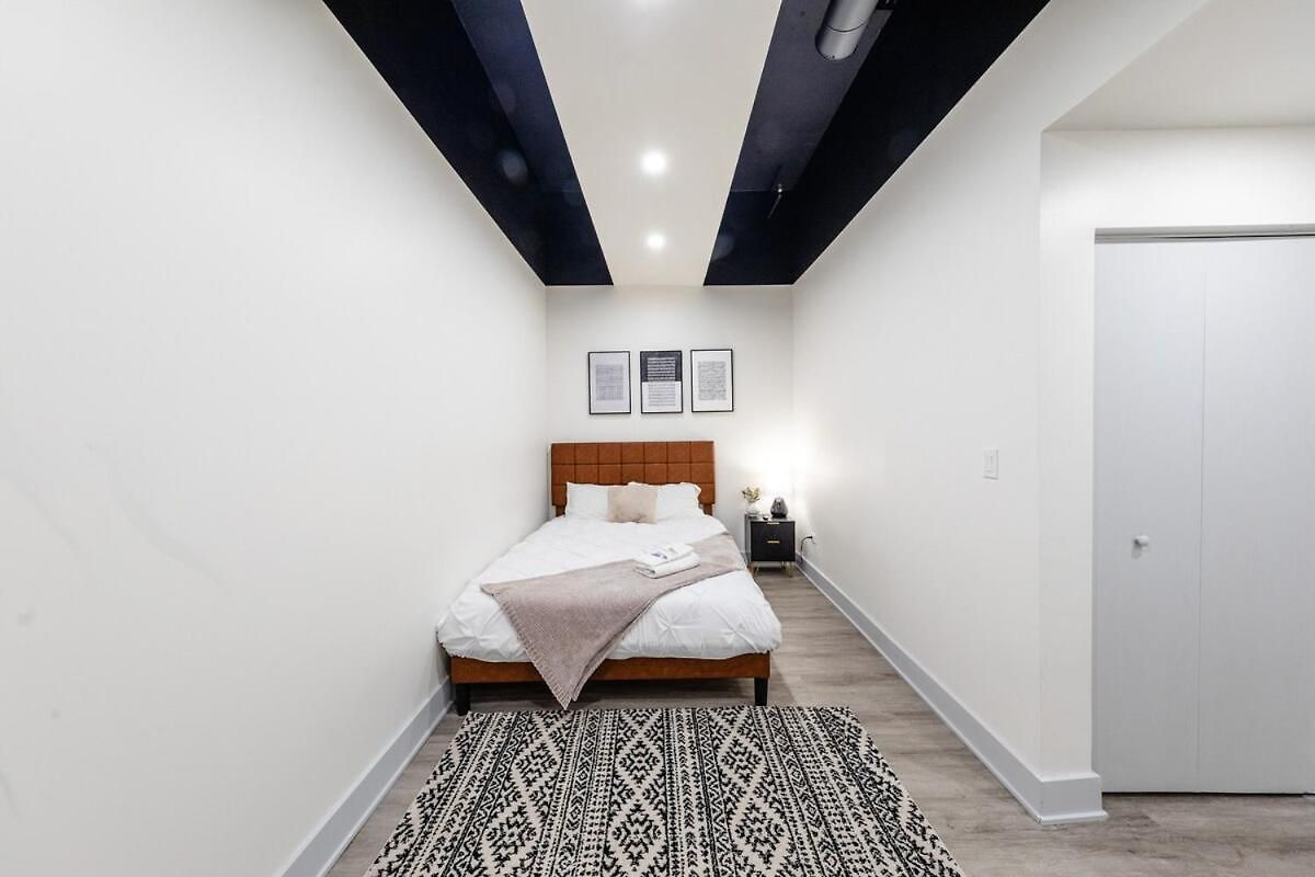 Group-friendly 6br Luxury In Prime South Loop Location With Optional Parking And Gym Access Near Mccormick Place, Soldier Field And Grant Park Apartment Chicago