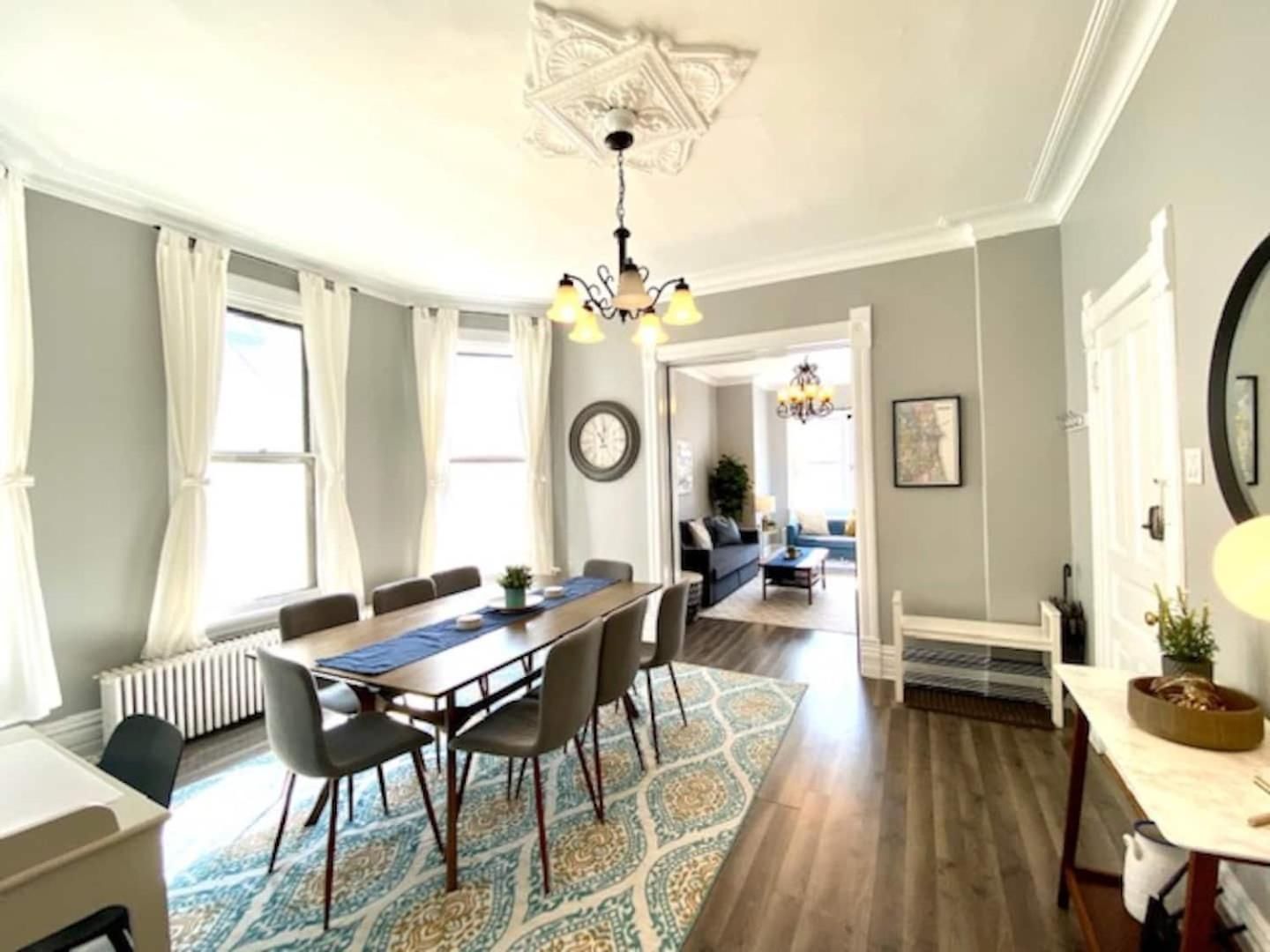 Lakeview Hideaway 3Br Walk To Wrigley Sleeps 8 * Chicago
