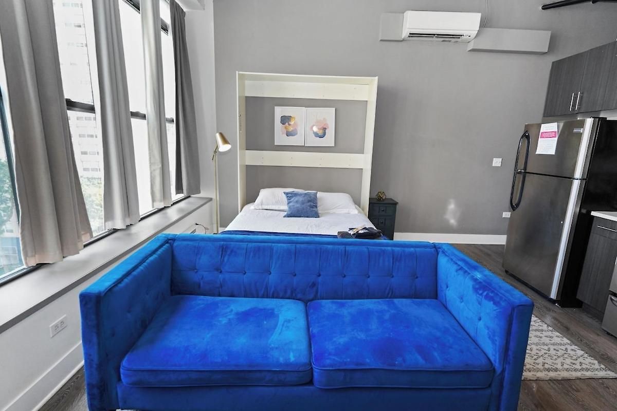 Luxury With Optional Parking And Gym Access Near Mccormick Place, Chinatown And Soldier Field Apartment