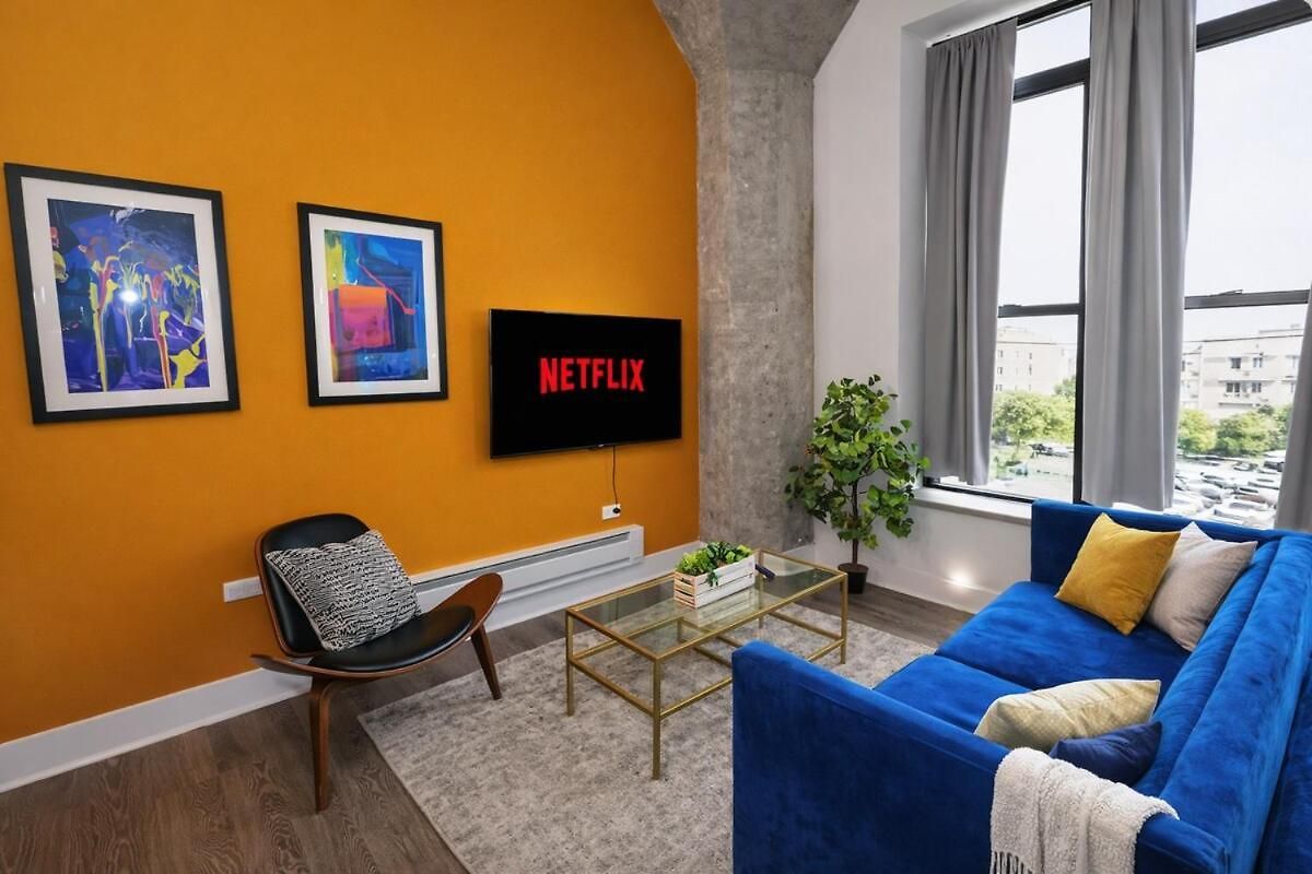 Luxury With Optional Parking And Gym Access Near Mccormick Place, Chinatown And Soldier Field *