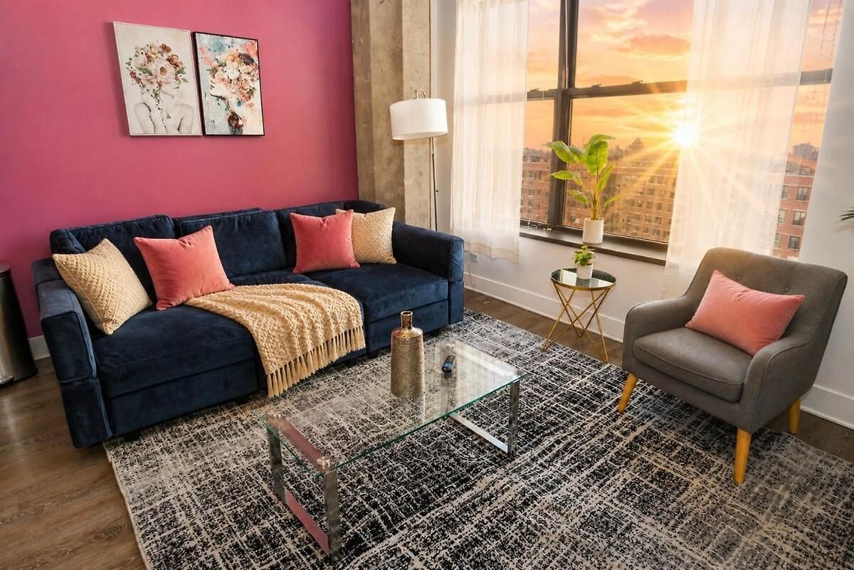 Business Ready 2br In South Loop With Skyline View, Optional Parking & Gym Access Close To Mccormick, Downtown & Cta Apartment *