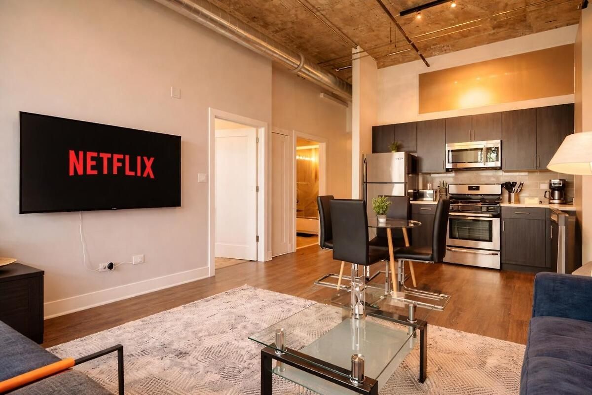 Apartment South Loop 3br Near Lakefront Trail, Field Museum & Adler Planetarium *