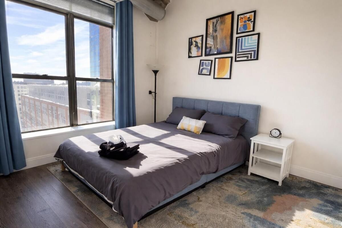South Loop 3br Near Lakefront Trail, Field Museum & Adler Planetarium *