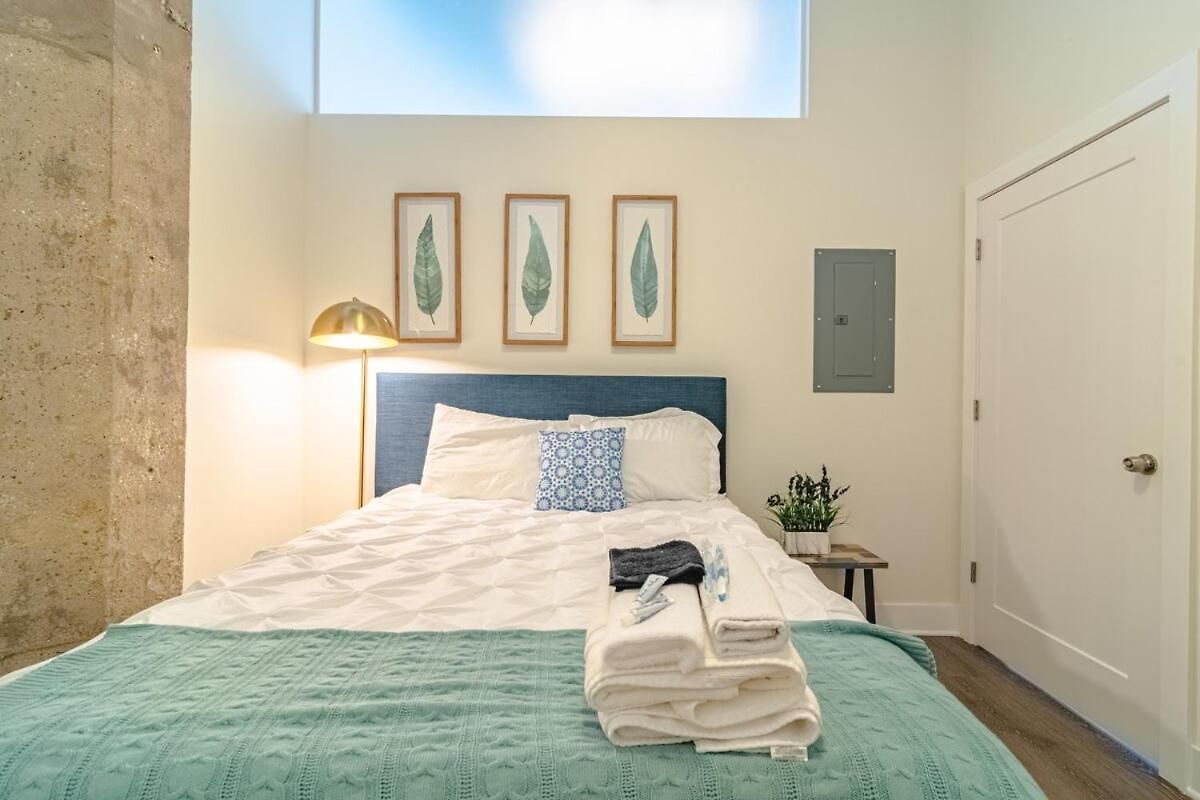 Spacious 2br South Loop With Skyline View, Optional Parking And Gym Access Near Mccormick Place And Soldier Field * Chicago