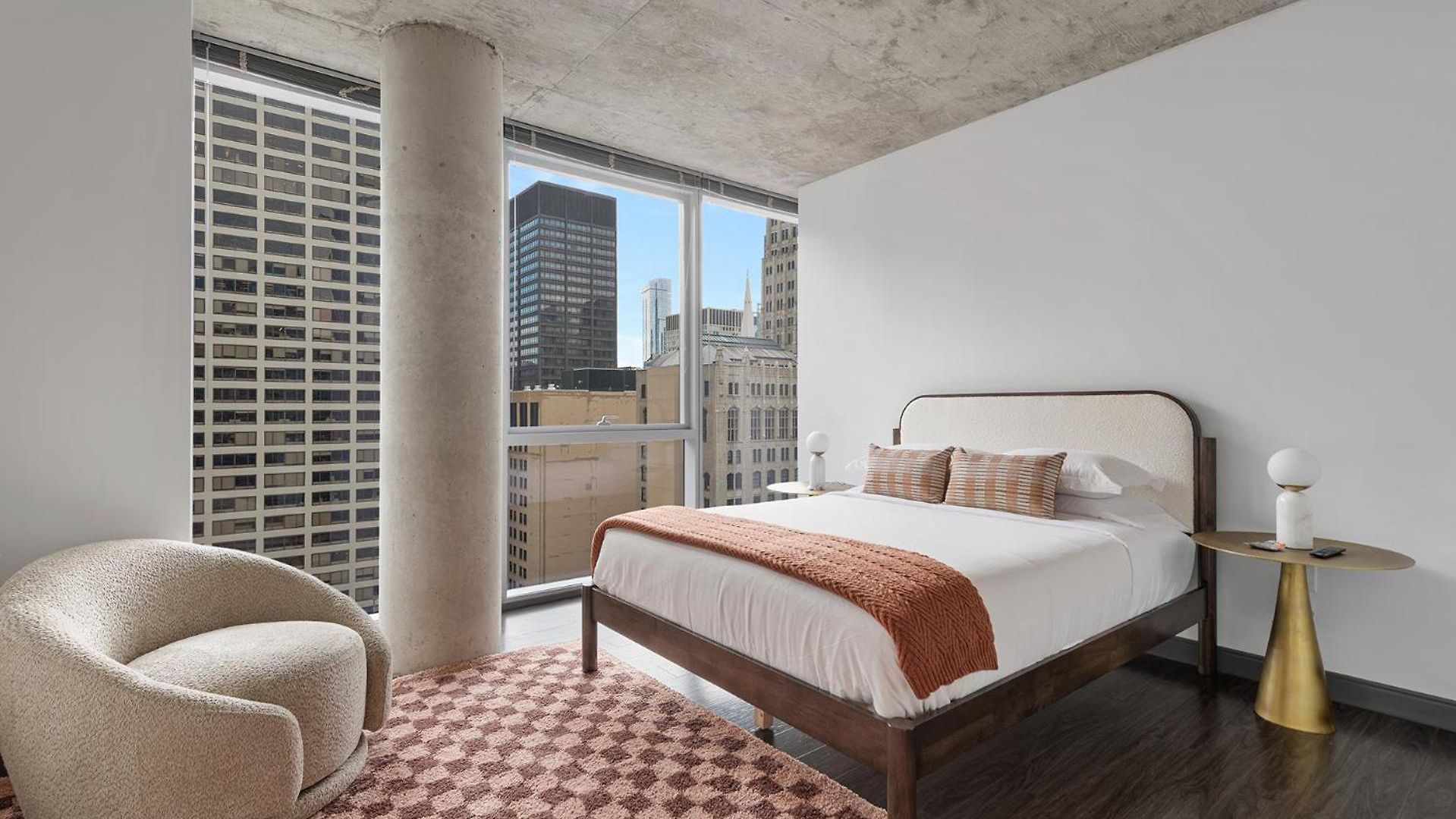 Linea Luxury Living With Indoor Pool And Rooftop Views In The Loop