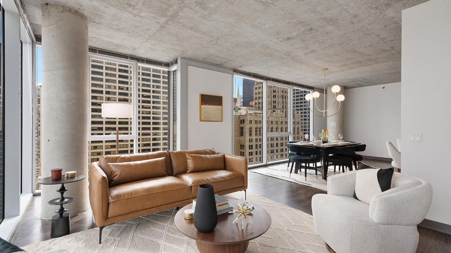 Linea Luxury Living With Indoor Pool And Rooftop Views In The Loop Chicago