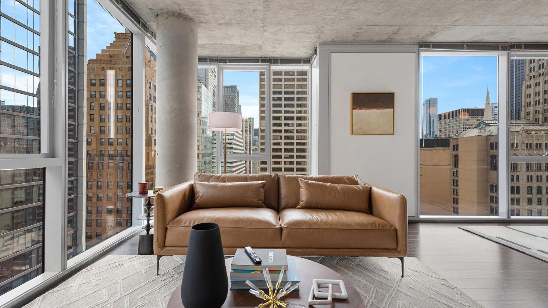 Linea Luxury Living With Indoor Pool And Rooftop Views In The Loop Apartment *