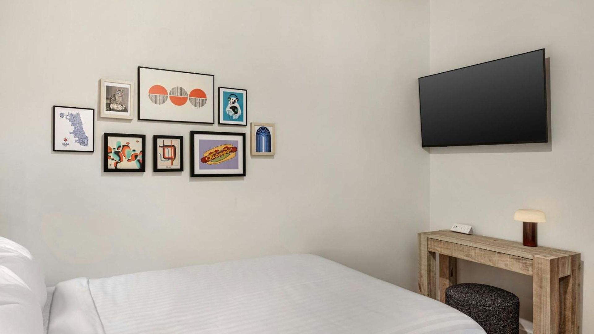 Found Hotels, Chicago, Series By Marriott 3*