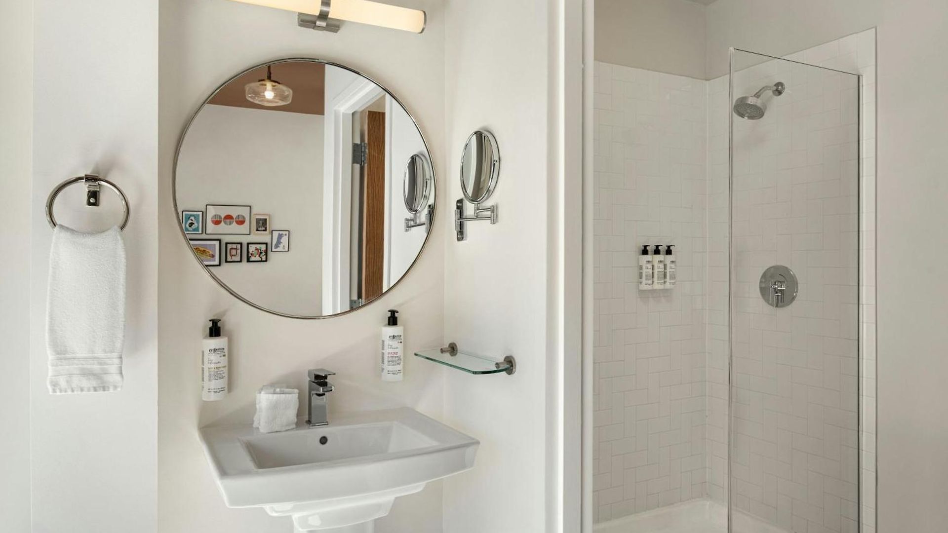 Hotel Found Hotels, Chicago, Series By Marriott 3*