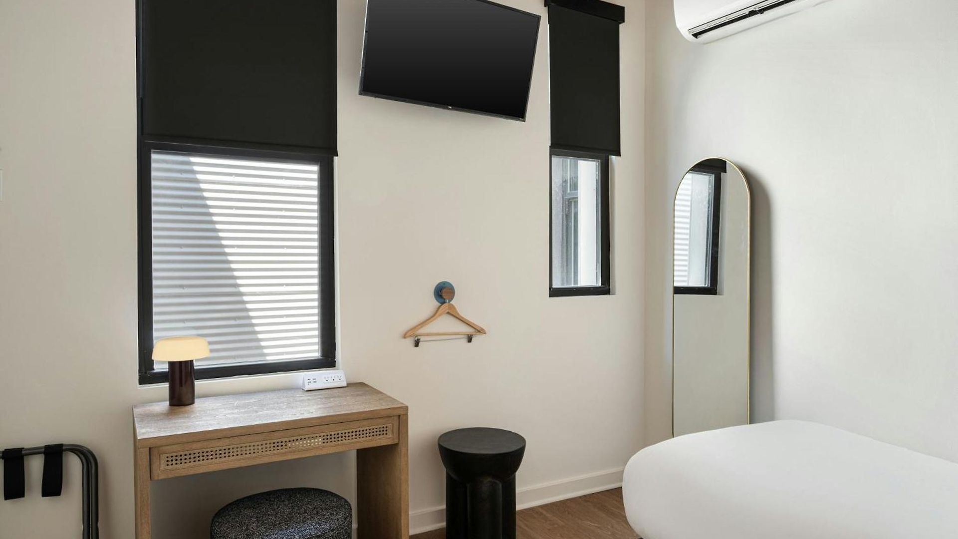 Found Hotels, Chicago, Series By Marriott Hotel