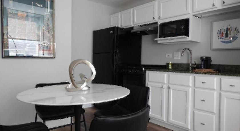 The Collection Millennium Park Hotel 3*