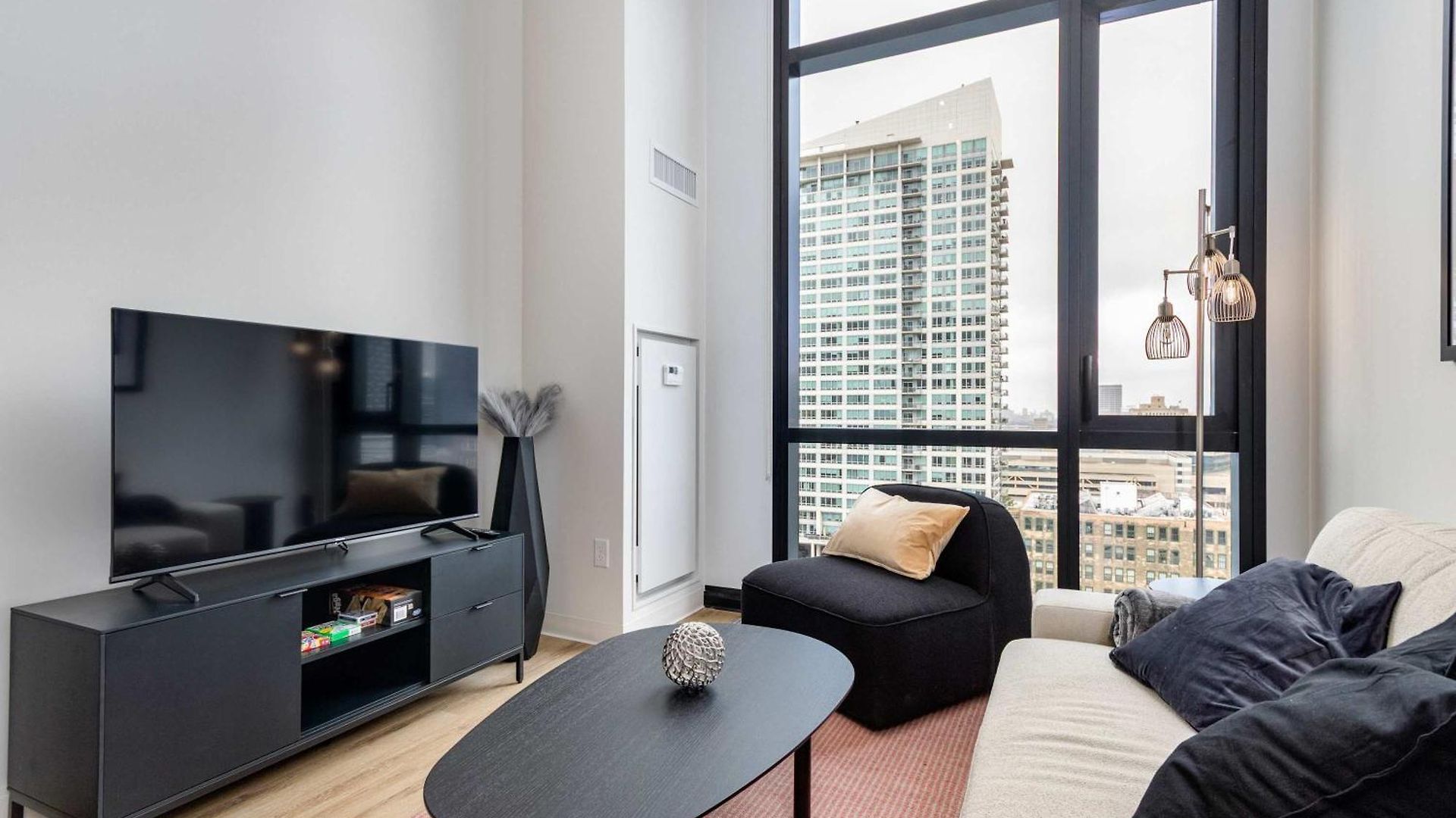 South Loop Rooftop With In And Out Parking 3 * Chicago