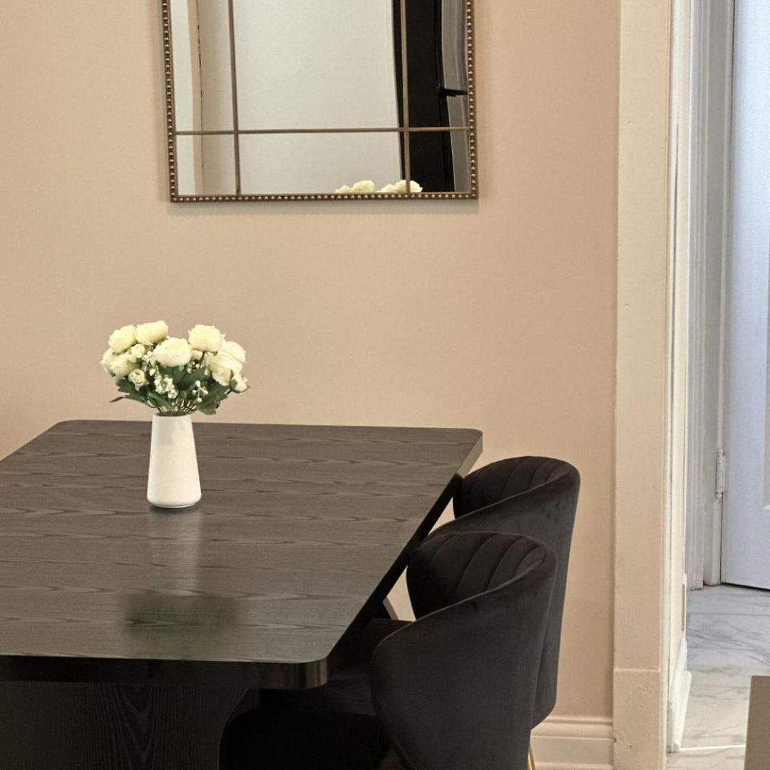 Private Workspace • Sleeps4 • Modern Stylish Chicago