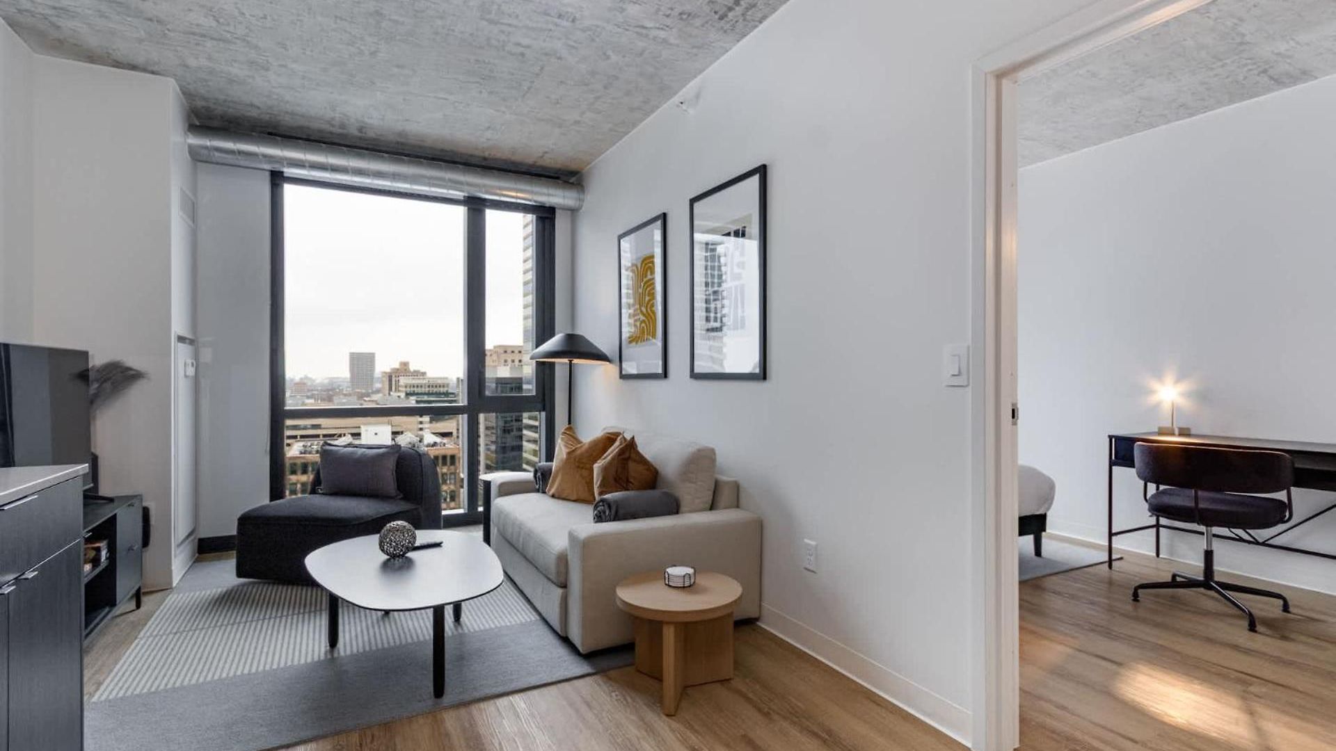 Apartment South Loop Rooftop With In And Out Parking 2 *
