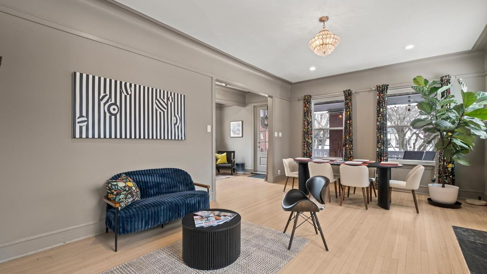 Elegant And Chic 2bed 2bath Steps From The Lake! * Chicago